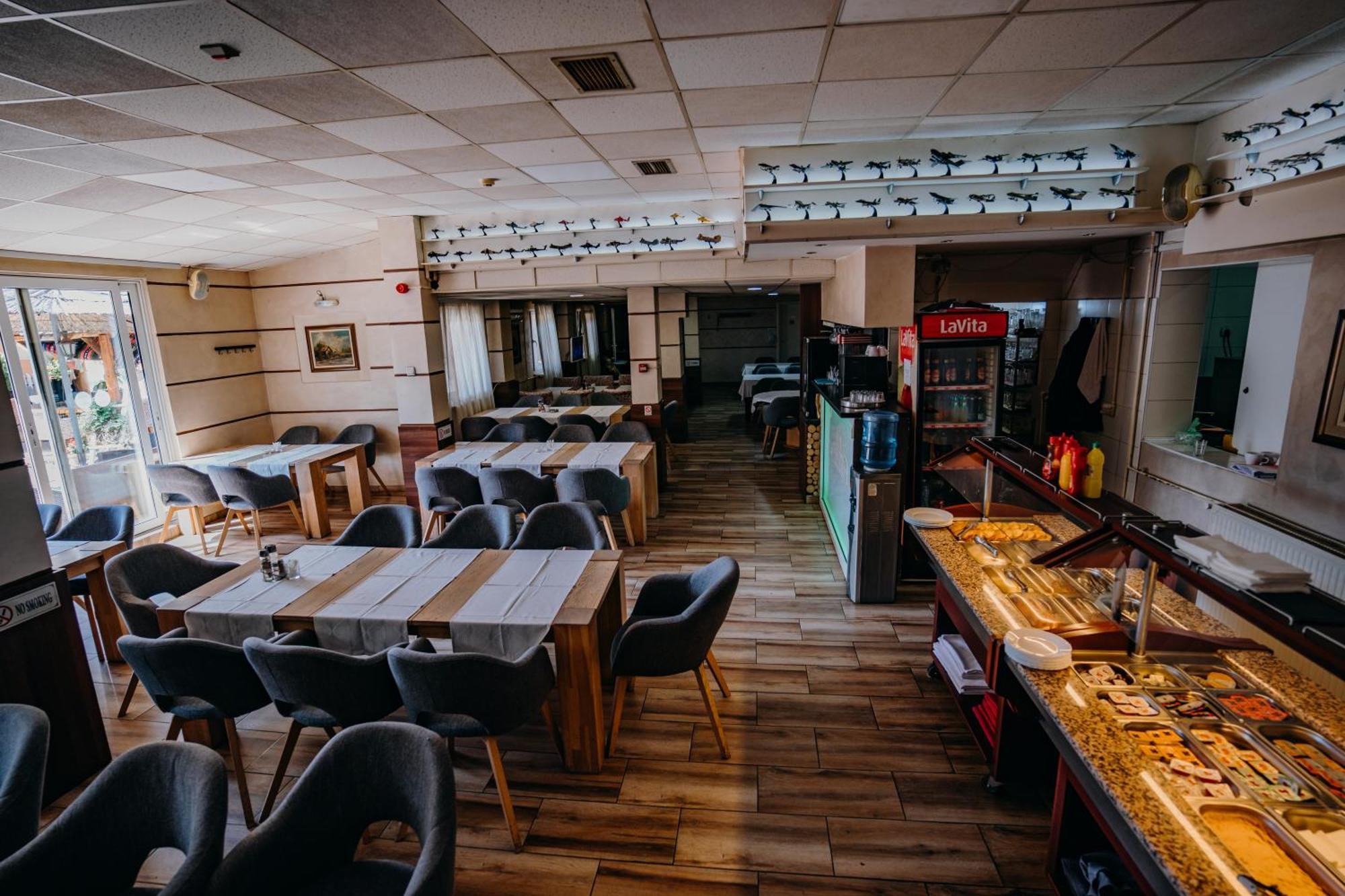 Gros Hotel - Leskovac Лесковац Экстерьер фото