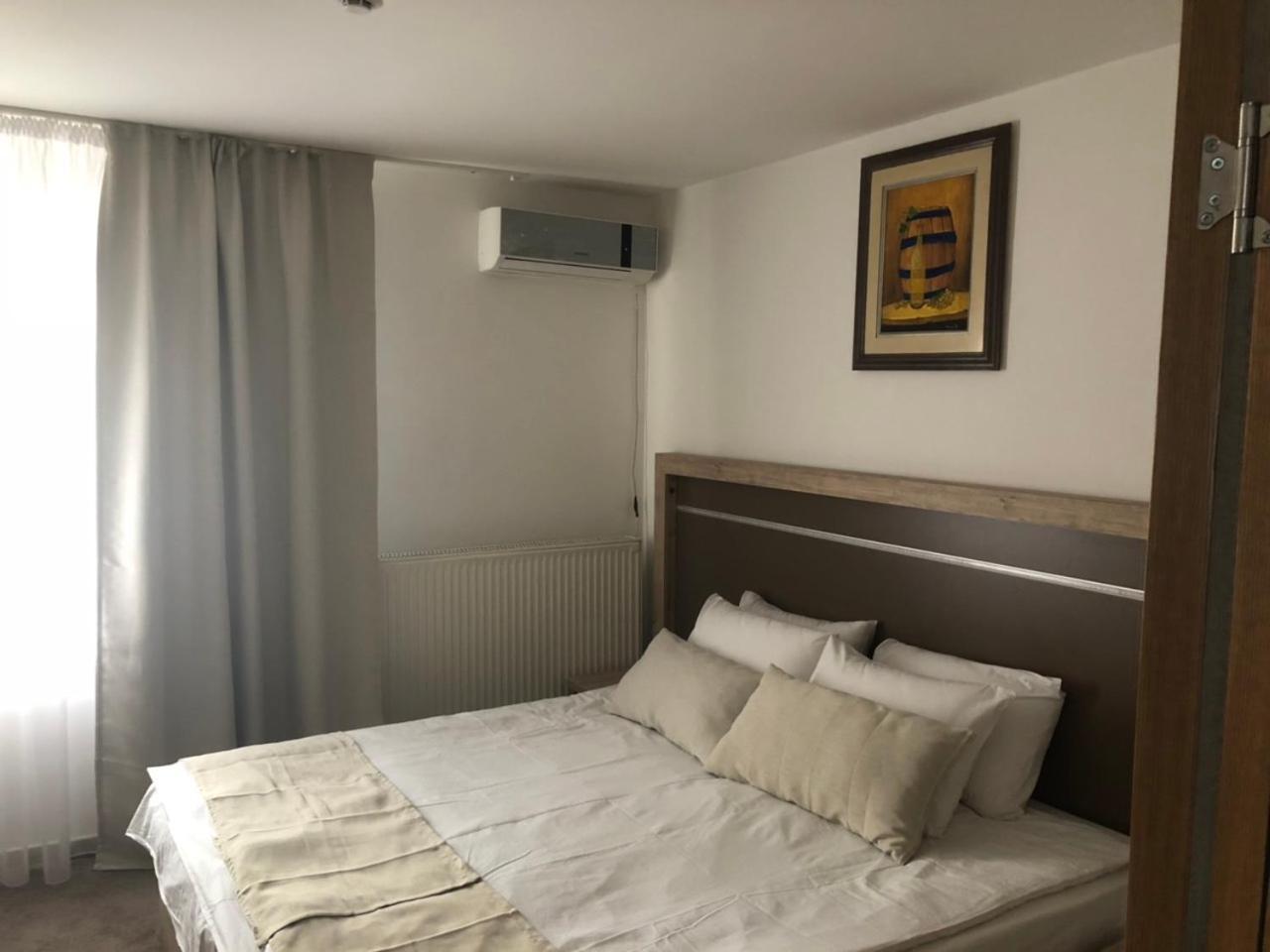 Gros Hotel - Leskovac Лесковац Экстерьер фото