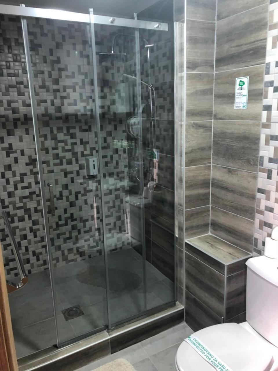 Gros Hotel - Leskovac Лесковац Экстерьер фото
